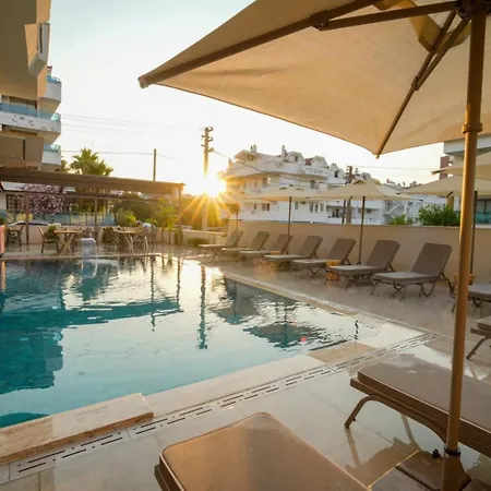Avisos Hotel & Apartments Μαρμαρίς